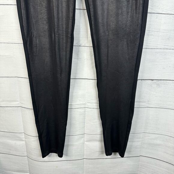 Spanx Red Hot Womens Plus size 1X Faux Leather Front Panel Pull On Leggings - Picture 4 of 9